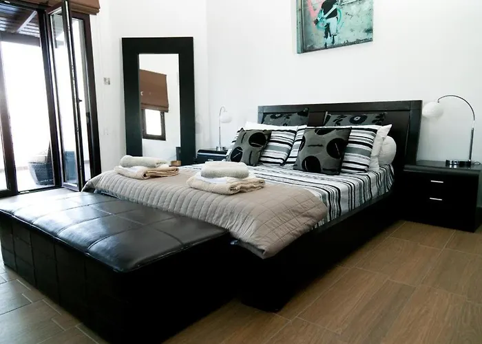 Arcadia, Kallepia Villa Paphos