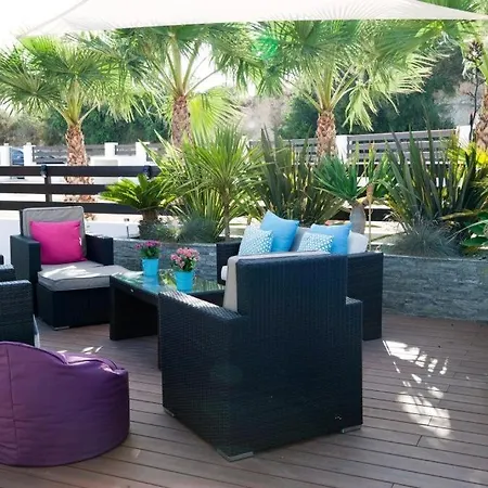 Villa Arcadia, Kallepia