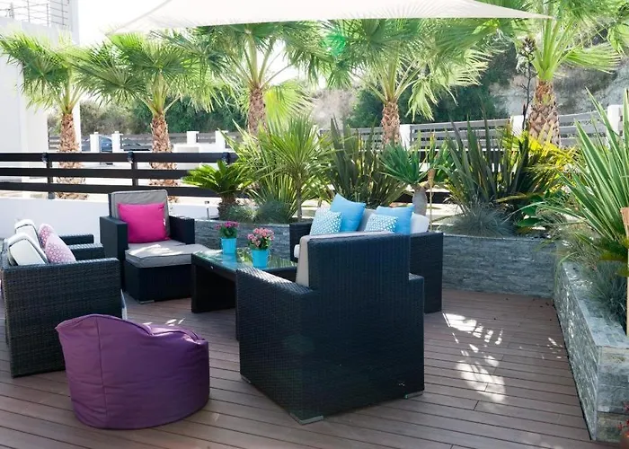 Villa Arcadia, Kallepia